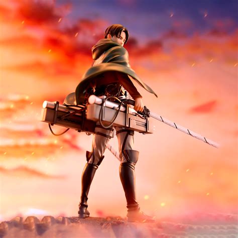 Levi Ackerman enfrentándose al Titán Bestia