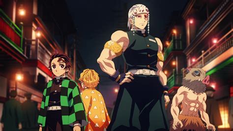Tengen Uzui, Tanjiro, Zenitsu e Inosuke infiltrados en el Distrito Rojo