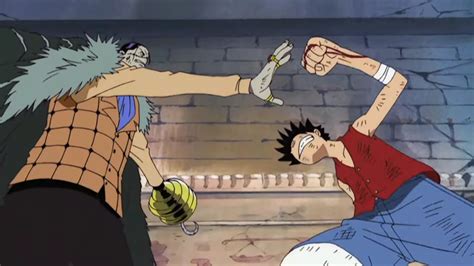 Luffy preparándose para luchar contra Crocodile