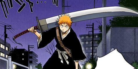 Ichigo Kurosaki con su Shikai definitivo, portando dos espadas.