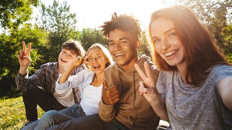 Grupo de amigos adolescentes