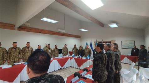 Reunión de comandantes