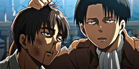 Levi golpeando a Eren durante el juicio