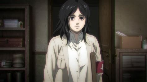 Pieck Finger en su forma de titán