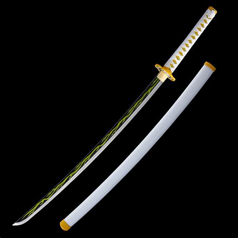 Zenitsu Agatsuma con su espada amarilla Nichirin