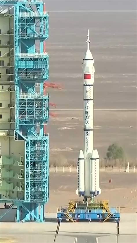 Representación artística del Rey Grey con aura de poder y soledad