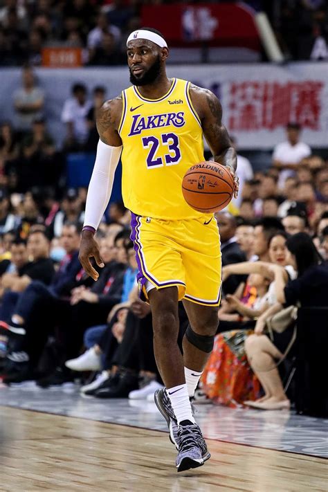LeBron James en acción