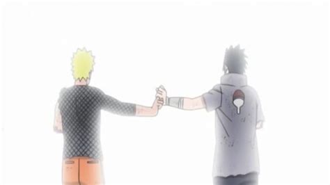 Naruto y Sasuke realizando el Sello de la Reconciliación