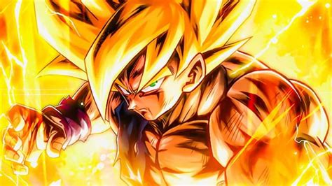 Captura de pantalla de un personaje transformándose en Super Saiyan en un videojuego de Dragon Ball