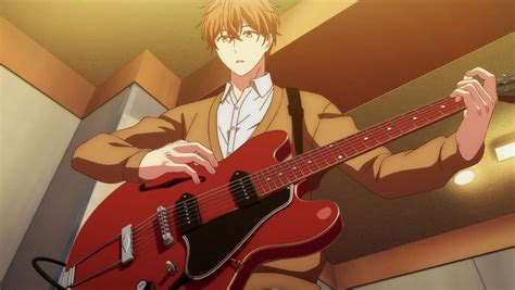 Mafuyu Sato tocando la guitarra en Given