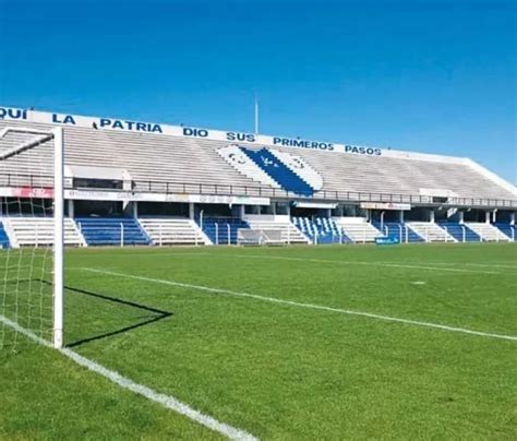 Ilustración de Éclair y las Piedras del Fénix