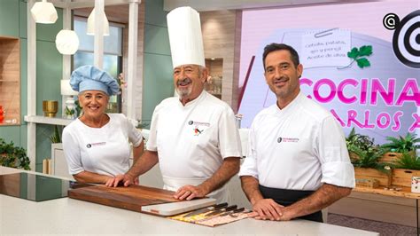 Sanjiropus presentando su programa de cocina