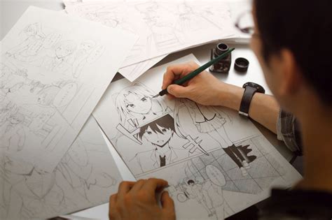 Ilustración de una joven mangaka dibujando manga