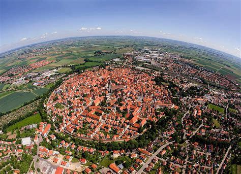 Vista aérea de Nördlingen, Alemania