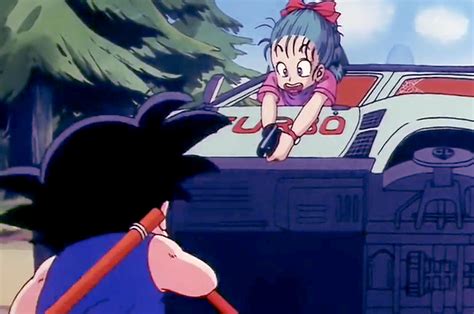 Bulma atropella a Goku con su coche