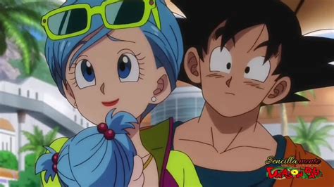 Bulma le muestra a Goku las Esferas del Dragón