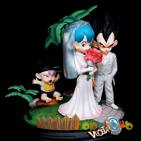 Vegeta y Bulma discutiendo sobre la boda
