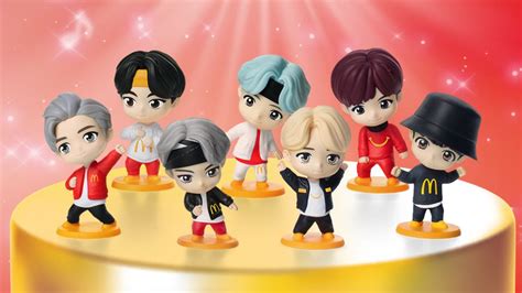 Ilustración de los miembros de BTS en una situación de peligro