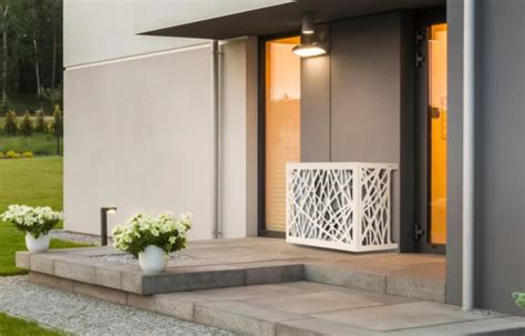 Ejemplos de cómo disimular desagües de aire acondicionado