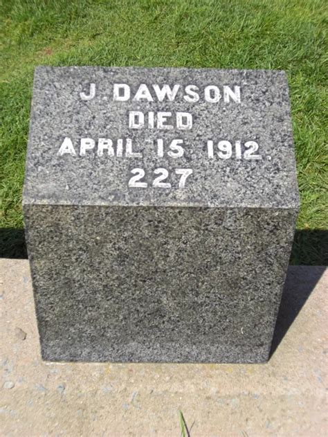 Una imagen de la tumba de Joseph Dawson.