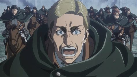 Erwin Smith liderando la carga contra el Titán Bestia