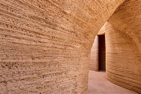 Muros de tierra creados por la Alianza Ninja