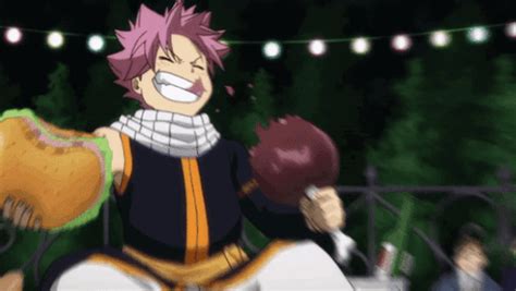 Natsu comiendo Etherion