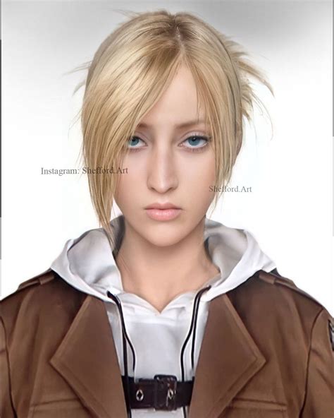 Annie Leonhart en su uniforme de la Policía Militar
