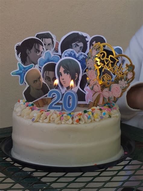 Creación de personaje scout personalizado en Attack on Titan 2