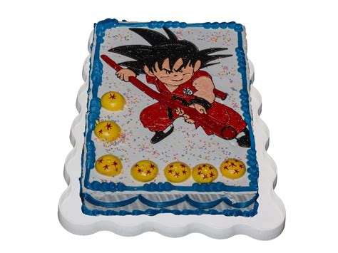 Decoración de tarta temática de Bola de Dragón con Gokú y la Nube Kinton