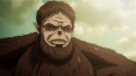 Zeke Jaeger como Titán Bestia