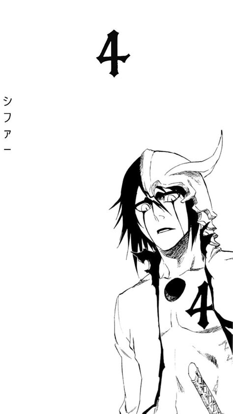 Representación de Ulquiorra Cifer con su número 4 en el pecho