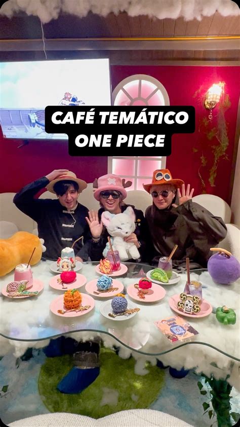 Plato temático de One Piece en un café de Tokio