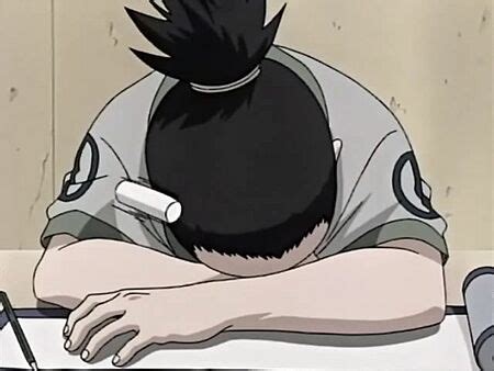 Shikamaru dormido en clase