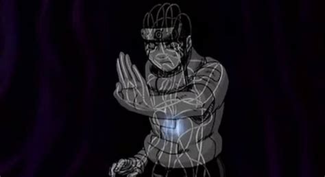 Karin analizando el flujo de chakra durante una batalla
