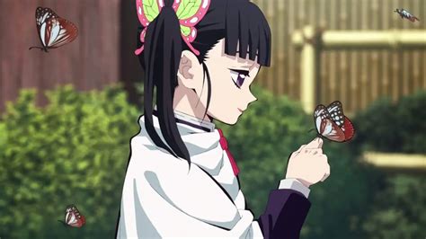 Kanao Tsuyuri lanzando su moneda