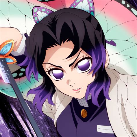 Shinobu Kochō con su espada