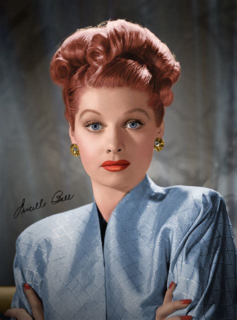 Fotograma de Lucille Ball en una escena cómica de 