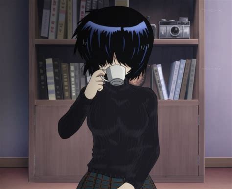 Mikoto Urabe con sus tijeras