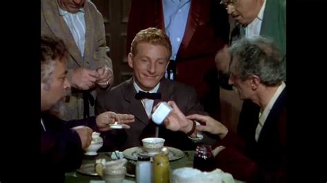 Danny Kaye en una escena cómica