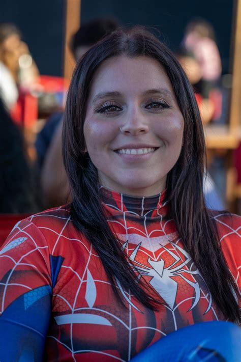 Cosplay de personajes de cómic en una convención