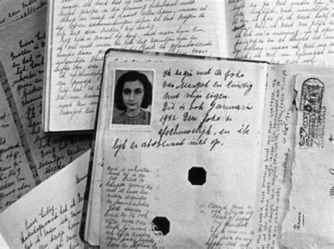 Ilustración de Anne Frank escribiendo en su diario
