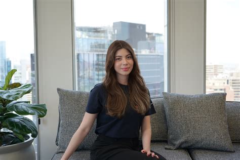 Ilustración de Eva Rojas en una consulta psiquiátrica