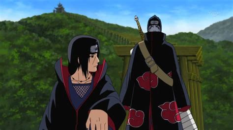 Itachi y Kisame como miembros de Akatsuki
