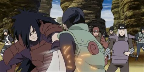 Madara Uchiha luchando contra las Fuerzas Aliadas Shinobi