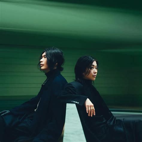 Imagen de Kenshi Yonezu y Hikaru Utada