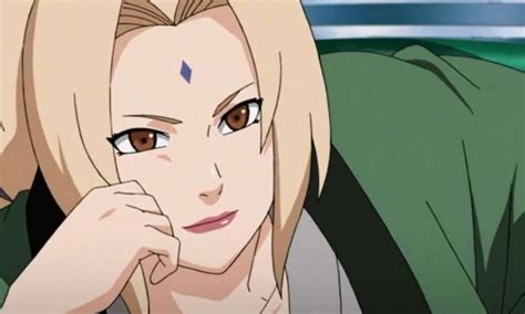 Personajes femeninos de Naruto en poses sugerentes