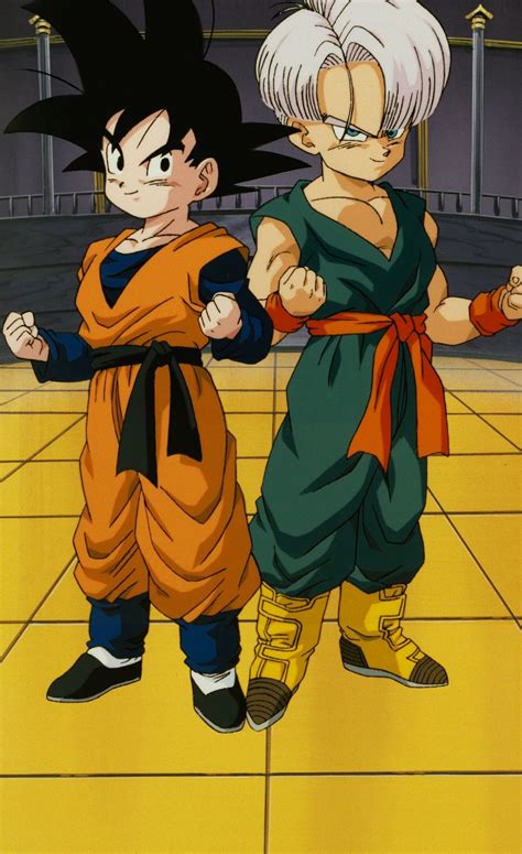 Goten y Trunks luchando contra Broly
