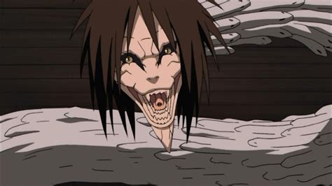 Orochimaru en su forma de serpiente blanca