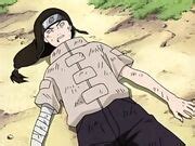 Neji enfrentando a Naruto durante los Exámenes Chūnin